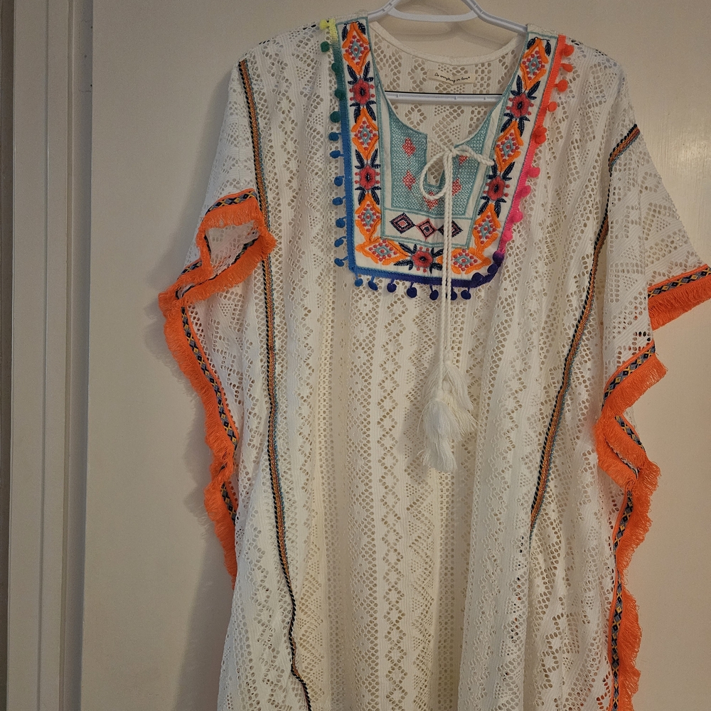 Do Everything in Love White Lace Top - Picture 2 of 6